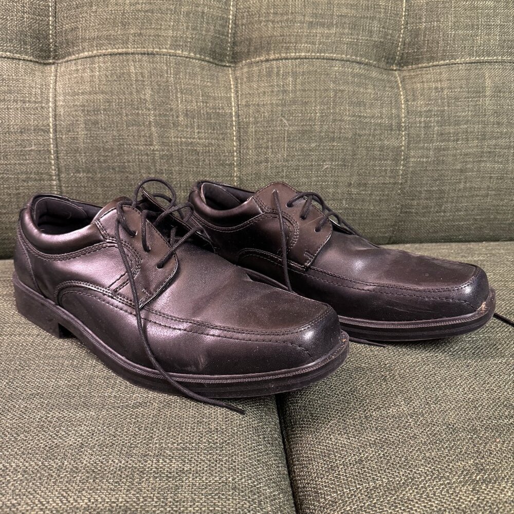 Docker's Memory Foam Shoes - image 1